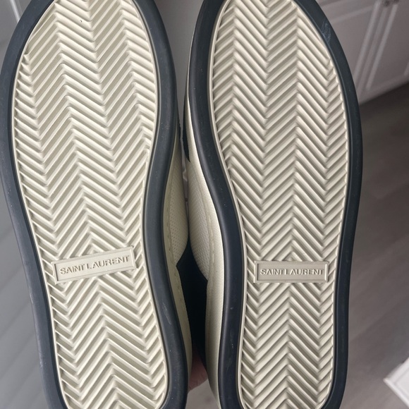 Saint Laurent SL/61 LOW-TOP SNEAKERS IN PERFORATED LEATHER. Size uk 39 / us 9 - Picture 3 of 8